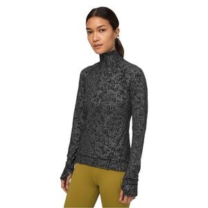 LULULEMON Outrun the Elements 1/2 Zip Pullover in Misted Jacquard Black White